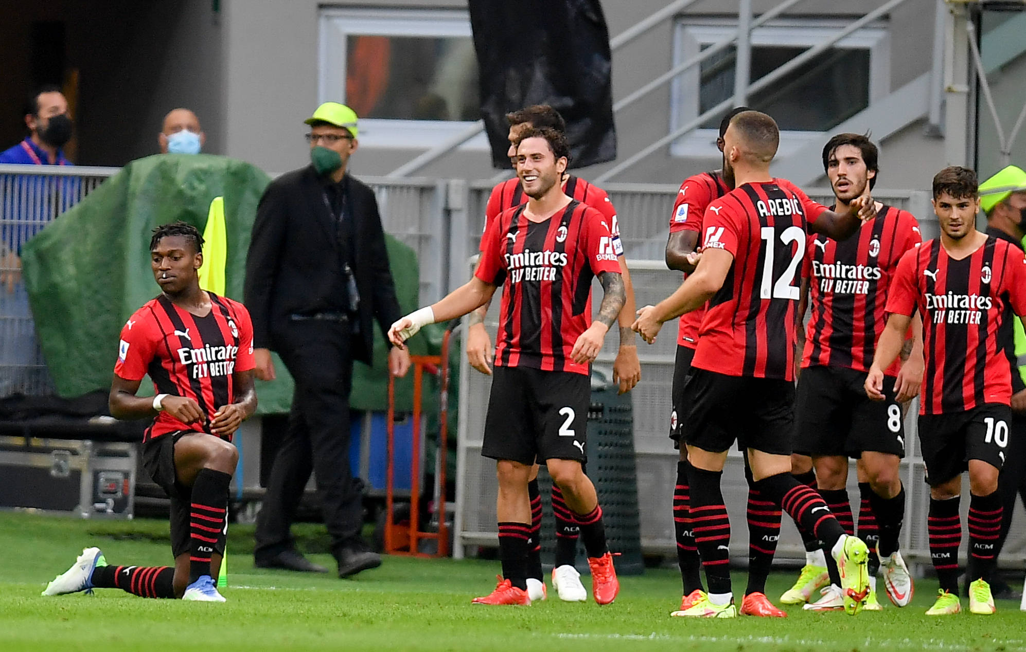 湖媒：东契奇重新登顶组织天赋指标排行榜（湖媒：东契奇再度领跑组织天赋指标榜）