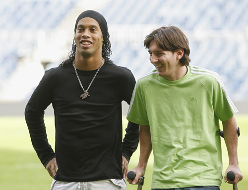 晚邮报：孔蒂向球队发表了一小时讲话，要求球员立即拿出状态（晚邮报：孔蒂对全队训话一小时，要求球员立即进入状态）