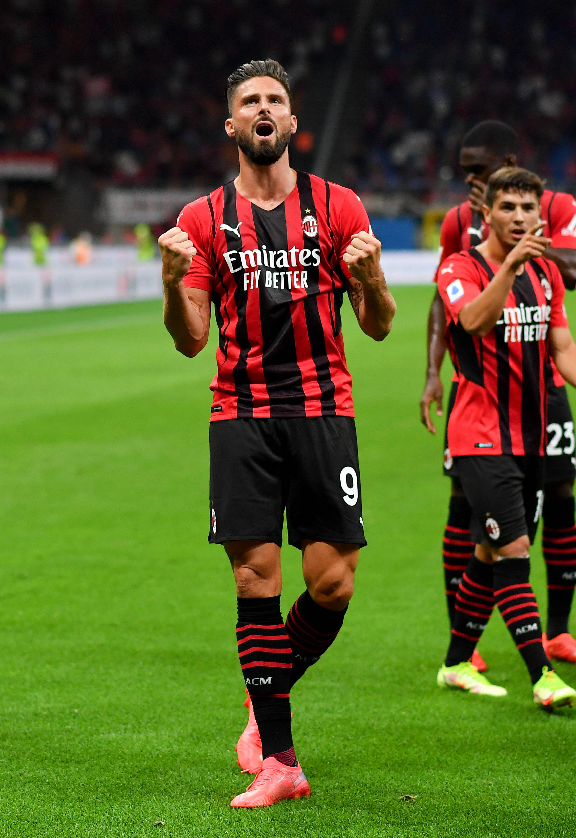 英超多位月最佳主帅陷入困顿，分析豪门爆冷场次增加的主因（英超多名月度最佳教练陷入低迷：豪门爆冷增多的关键原因解析）