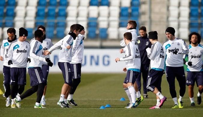 迷你罗随葡萄牙U16夺冠，乔治娜分享观战视频：妈妈为你骄傲（葡萄牙U16折桂，乔治娜晒迷你罗现场视频：妈妈以你为荣）