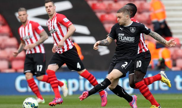 赫罗纳vs皇马裁判录音：姆巴佩第41分钟进球因手球在先被取消（裁判录音曝光赫罗纳战皇马：第41分钟姆巴佩先手球，进球被判无效）