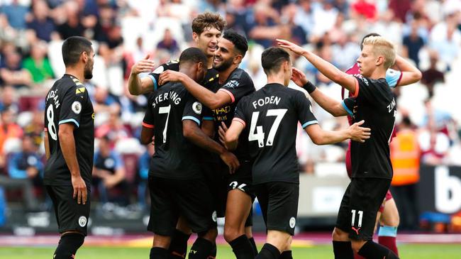 NBA：独行侠击败雄鹿 东契奇全场三双（NBA：独行侠力克雄鹿，东契奇轰下三双）