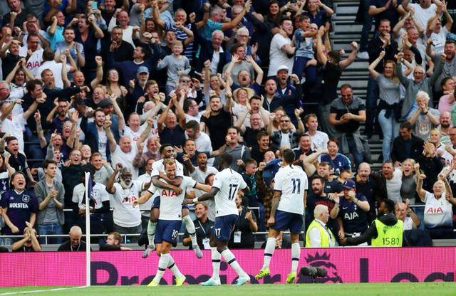 诺伊尔：虽然对阵巴黎不是场淘汰赛，但对我们而言是荣誉之战（诺伊尔：与巴黎交锋虽非淘汰赛，对我们却是尊严之战）