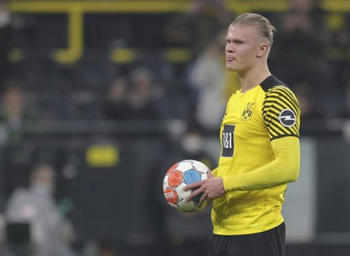 侯永永亮相玉昆新赛季出征仪式 期待展现最好风采（侯永永出席玉昆新赛季出征仪式 盼展现最佳状态）