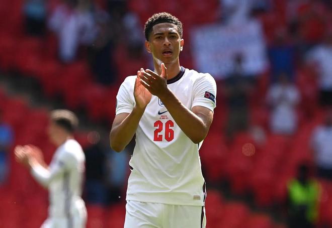 博主：国安今天前往河内，因当地训练条件不佳今晚直接去踩场（博主透露：国安今赴河内，当地训练条件不佳，今晚将直接踩场）