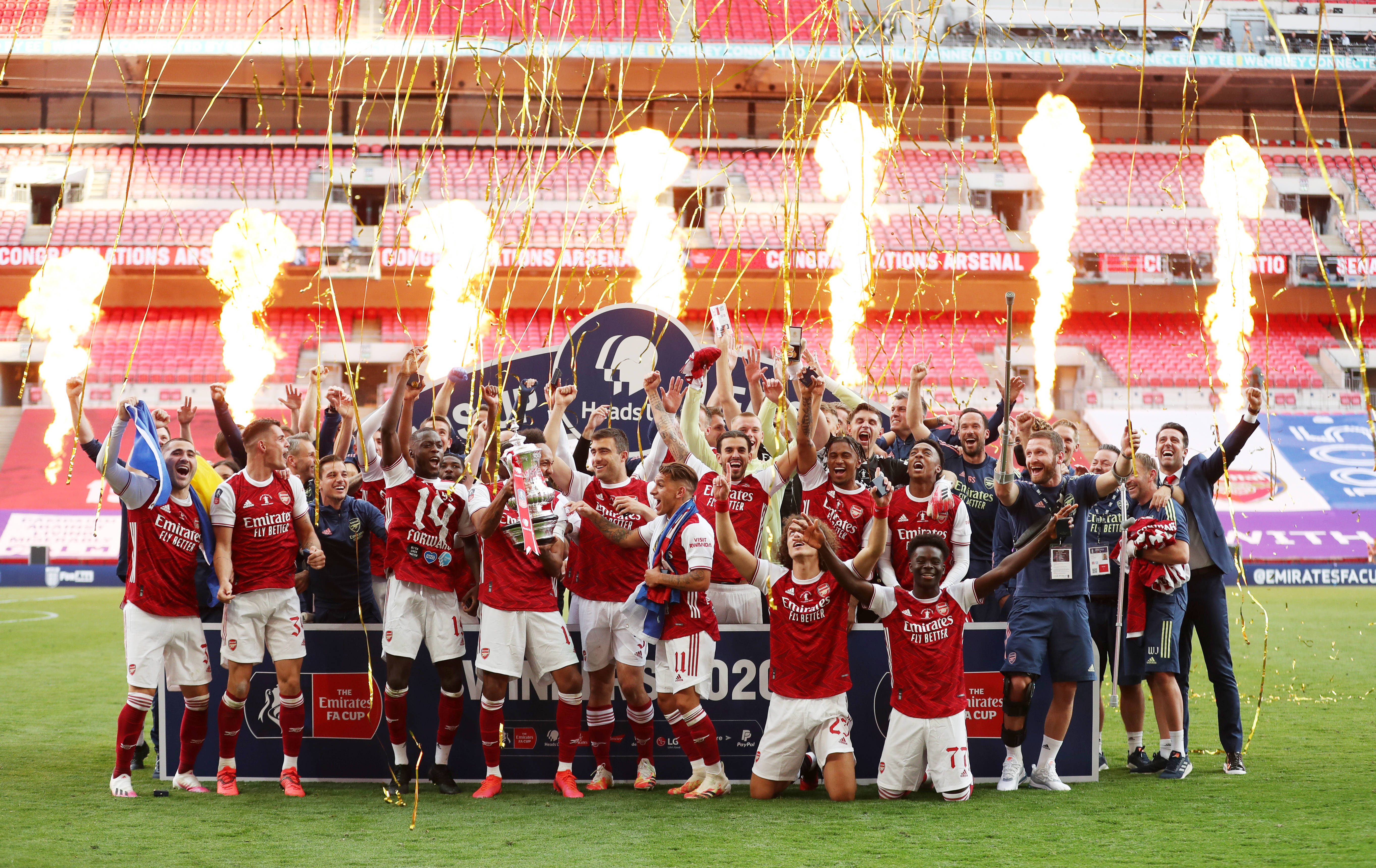 中超：上海海港3-1击败长春亚泰（中超战报：上海海港3比1力克长春亚泰）