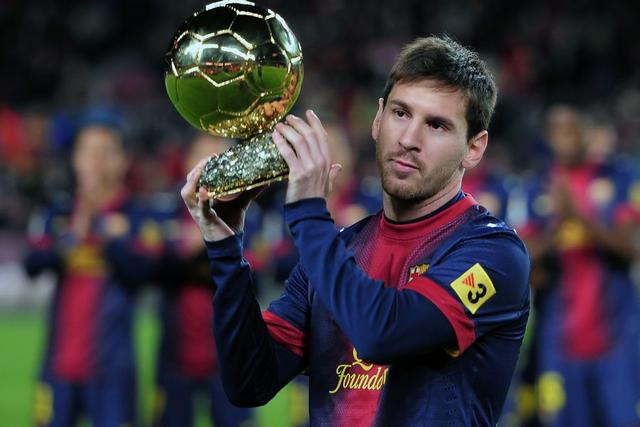 曼晚：曼联正在关注德国16岁中场艾希霍恩，转会费为2000万欧（曼晚报道：曼联有意德国16岁中场艾希霍恩，估值约2000万欧元）