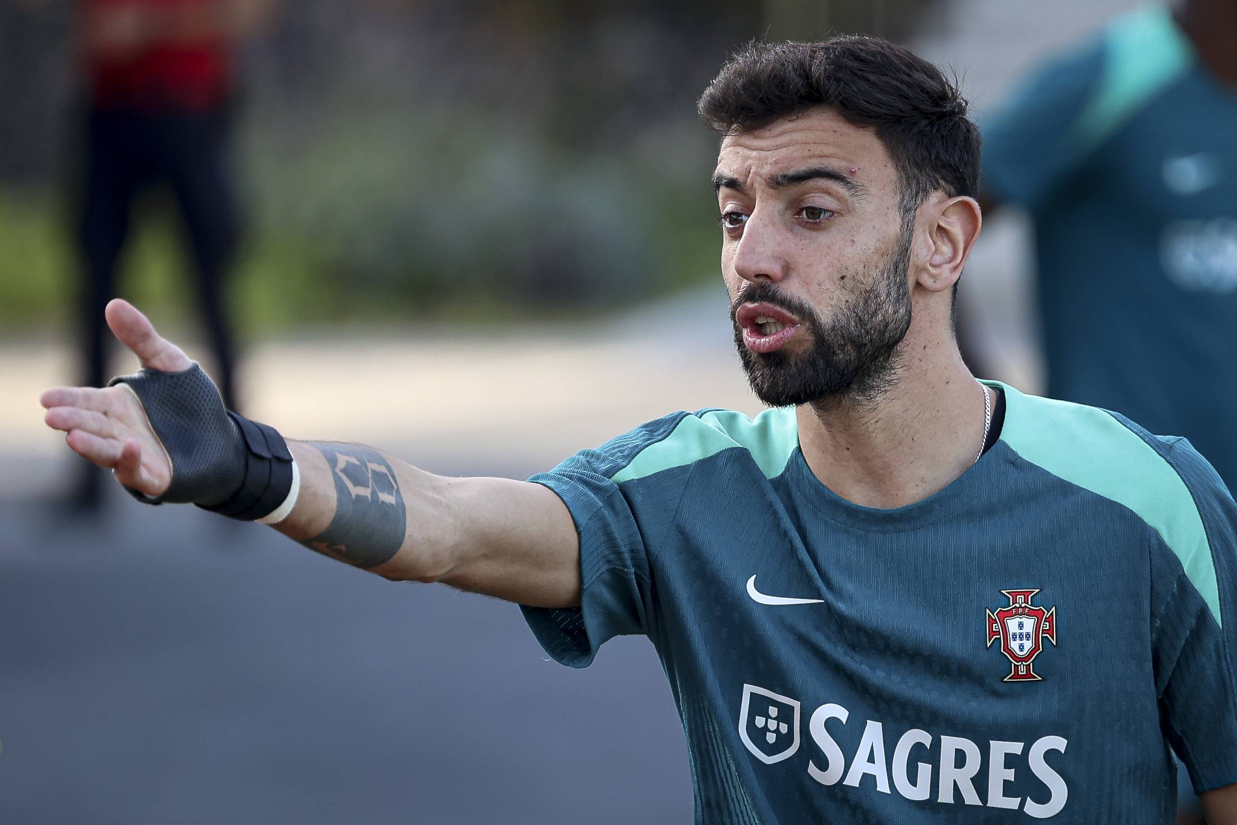 前国米教练谈索默：不能表现好时说他经验丰富，表现差说他老（前国米主帅谈索默：别好时夸经验，差时怪年纪）