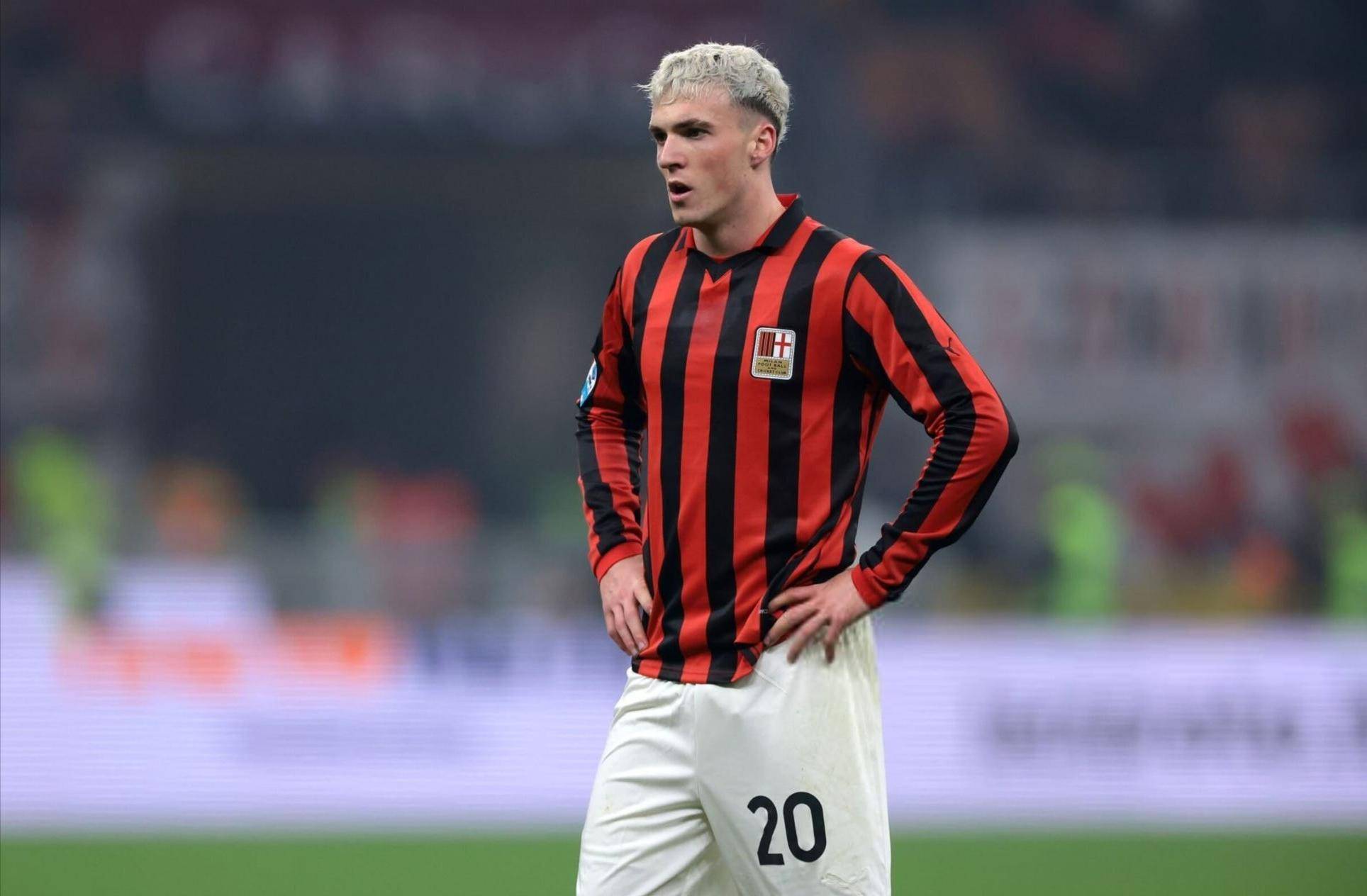 除了哲凯赖什，阿森纳的两位法国名宿该叫什么？（除去哲凯赖什，阿森纳两位法国名宿应如何称呼？）