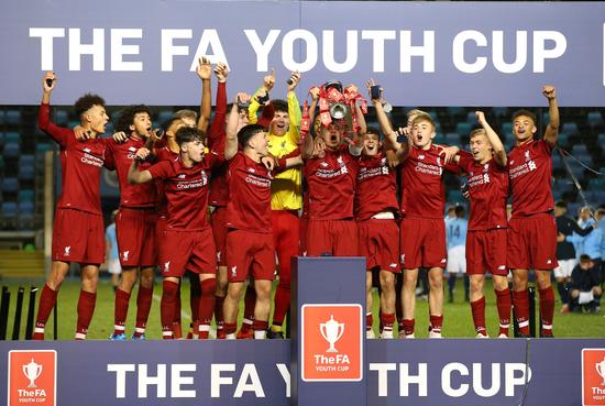 回声报：努涅斯可能离开利雅得新月，河床有意引入他（回声报：努涅斯或将离开利雅得新月，河床有意将其签下）