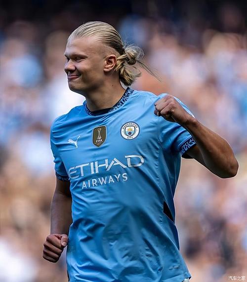 22／23赛季以来顶级前锋越位数：哈兰德仅18次，C罗143次（22／23赛季至今顶级前锋越位榜：哈兰德仅18次，C罗多达143次）