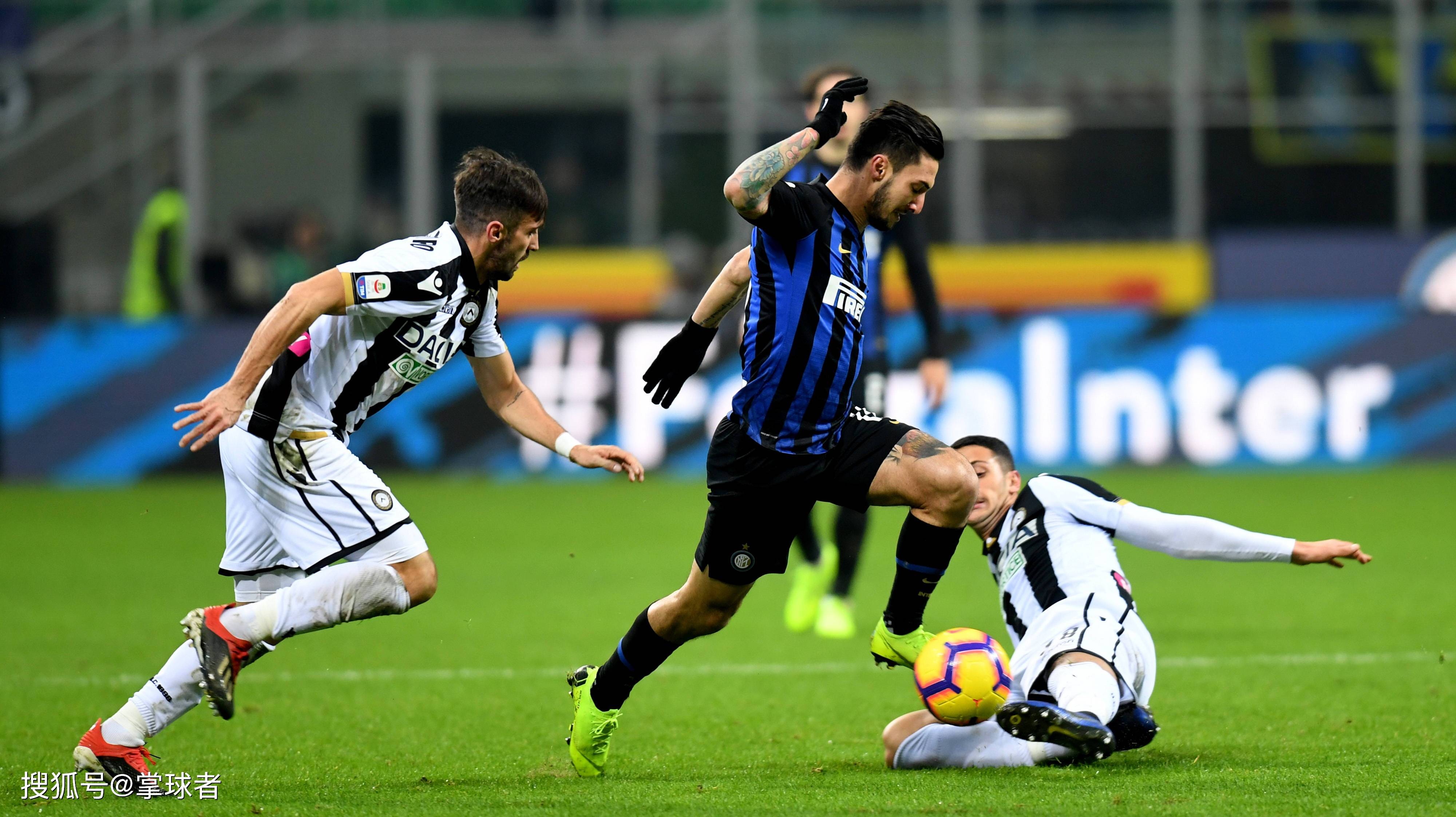 沙特球队老板：萨拉赫不适合沙特联赛，他缺乏团队合作精神（沙特球队老板称萨拉赫不适配沙特联，团队配合意识不足）