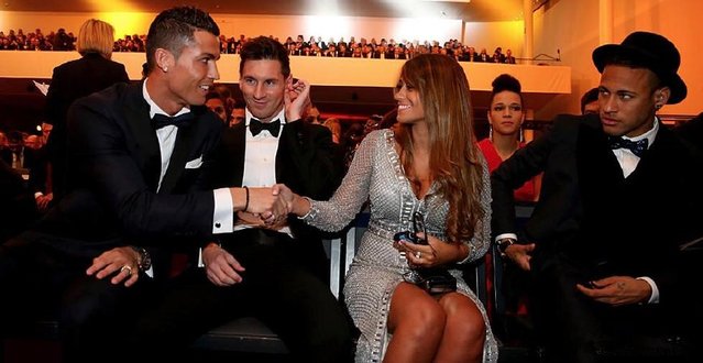 詹姆斯关键助攻锁定胜利（詹姆斯致命助攻敲定胜局）