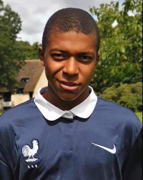 重返首发，罗德里戈欧冠对曼城进过4球，比对其他对手都要多（罗德里戈回归首发：欧冠对阵曼城已进4球，为其对单一对手最多）