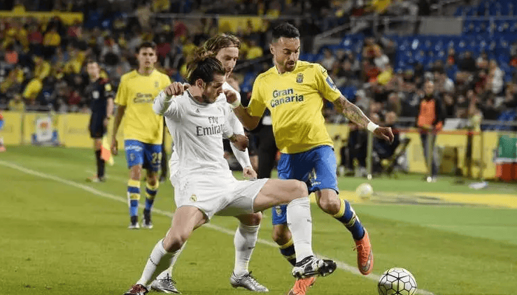 早报：又是一个疯狂的欧冠比赛日（早报：欧冠再度上演疯狂之夜）